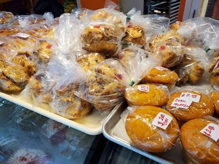Cholo & Sons Bakery Picture 9