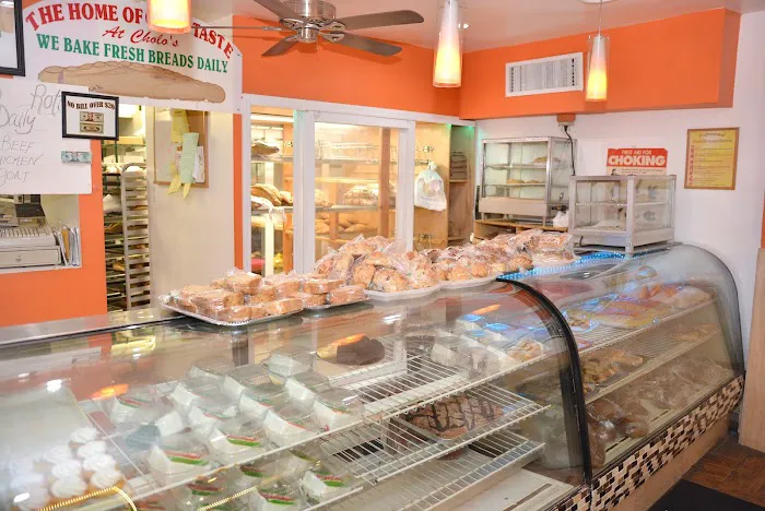 Cholo & Sons Bakery Picture 1