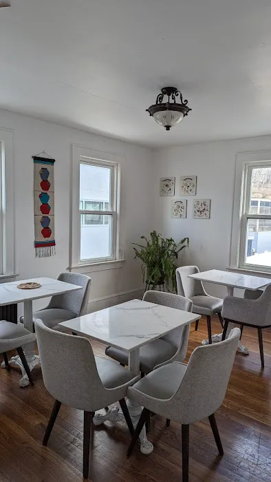 Zul Cafe and Grill Picture 5