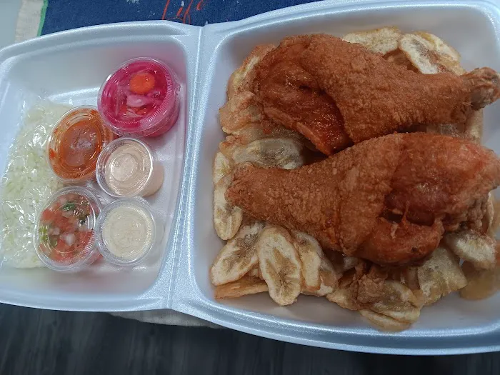 Como En Casa Food Truck Picture 9