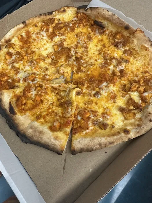 900 Degrees Pizza Truck Picture 4