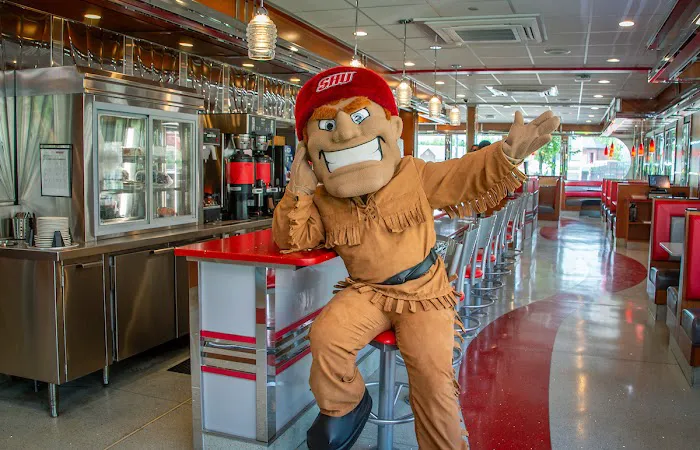 JP’s Diner Picture 8