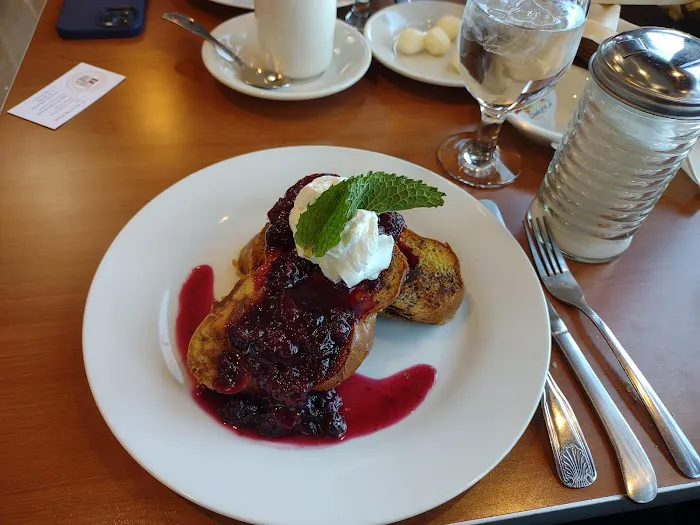 JP’s Diner Picture 10