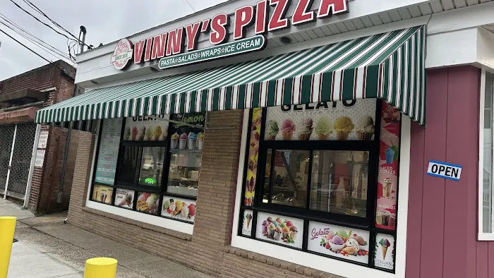 Vinny's Pizza Restaurant Picture 3