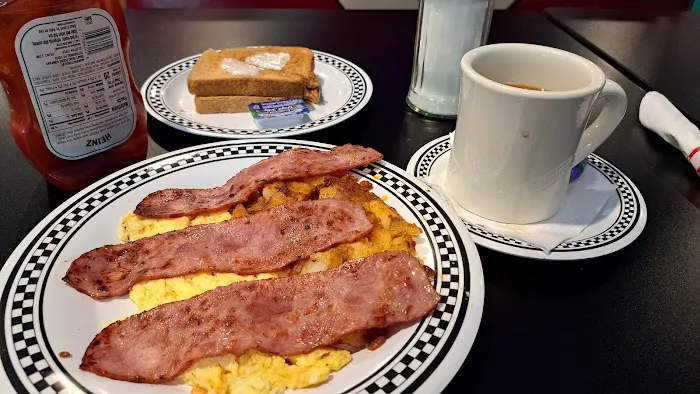 Famous 50's Diner Picture 5