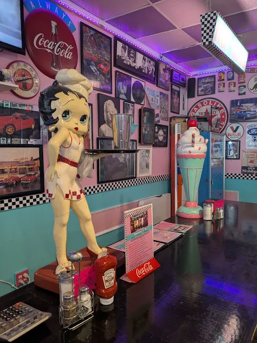 Famous 50's Diner Picture 2