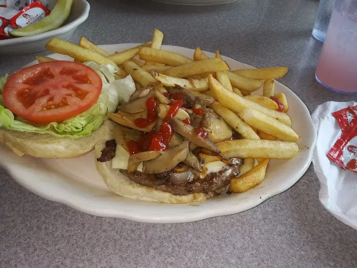 Duchess Diner Picture 10