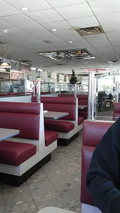 Duchess Diner Picture 7