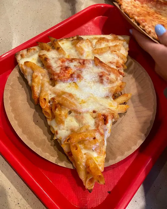 Victors Pizza and Pasta House Picture 9