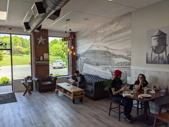 Strada Grill Picture 9