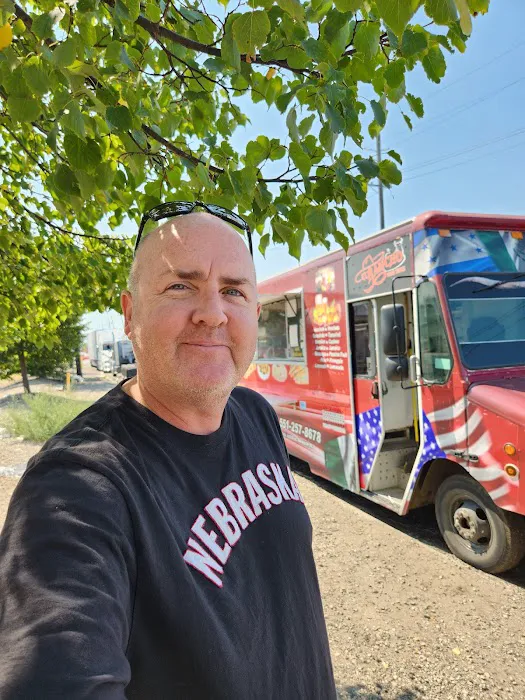 EL RANCHO FOOD TRUCK Picture 6