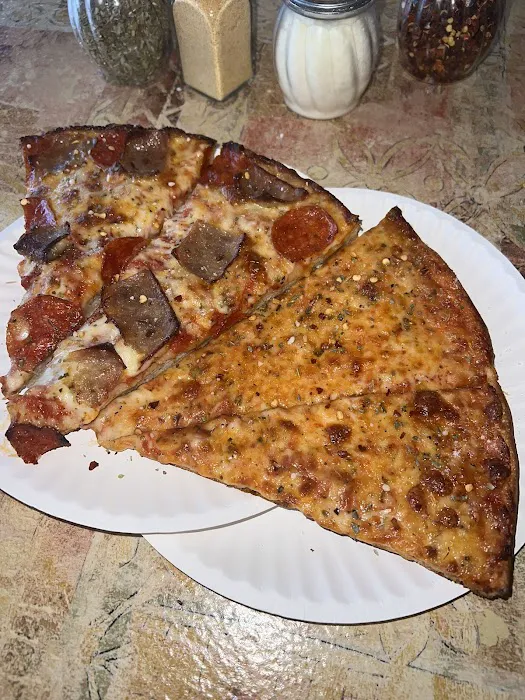 Joe’s Famous Pizza Picture 10