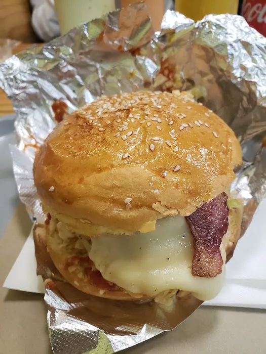 Cali Burger Picture 6