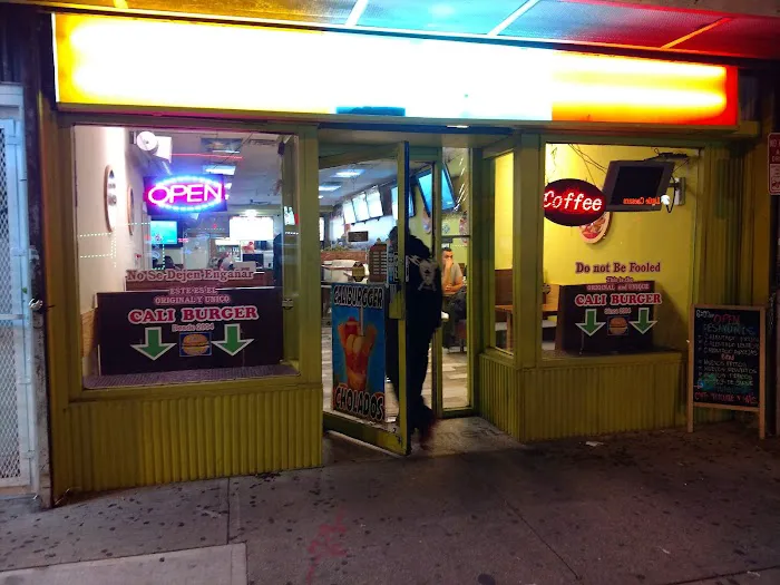 Cali Burger Picture 4