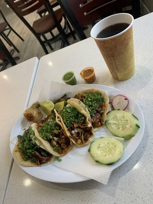 Division St Diner and Mexican Touch Picture 9