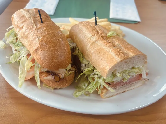 D'Nolas Grill Picture 8