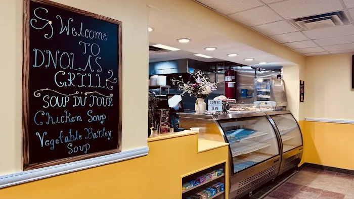 D'Nolas Grill Picture 6