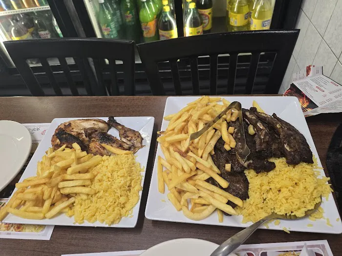 Stephanie's Barbecue Picture 6