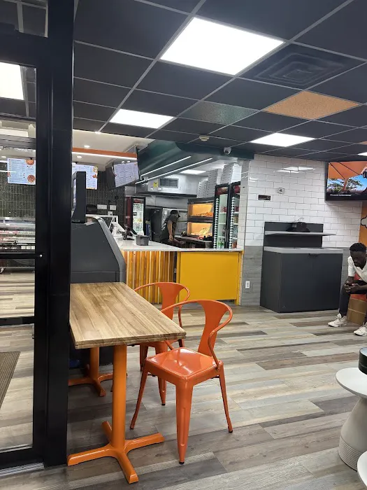 Notos chicken and pizza Picture 8