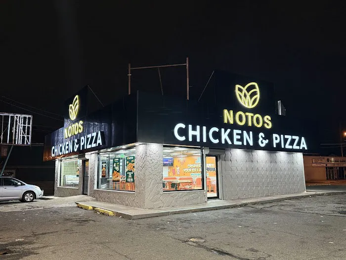Notos chicken and pizza Picture 3
