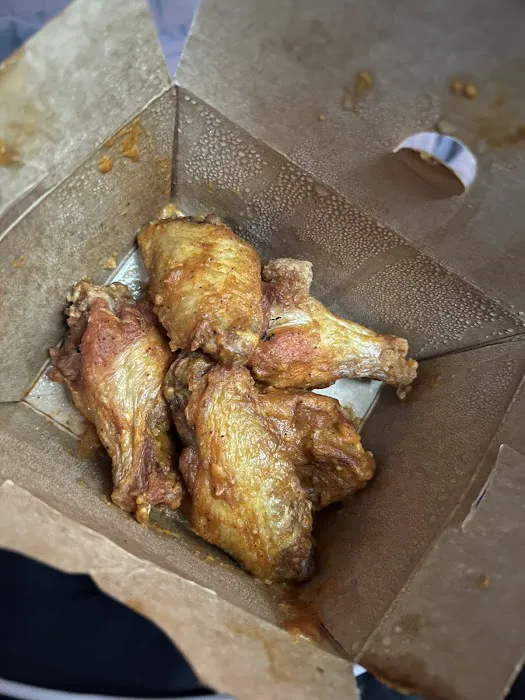 Wing It On! Picture 1