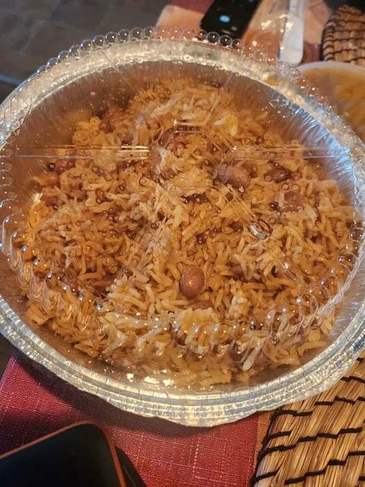 Kinanm Restaurant & Bakery Picture 3