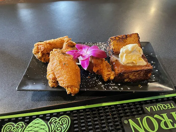 Dream Upscale Lounge Picture 7