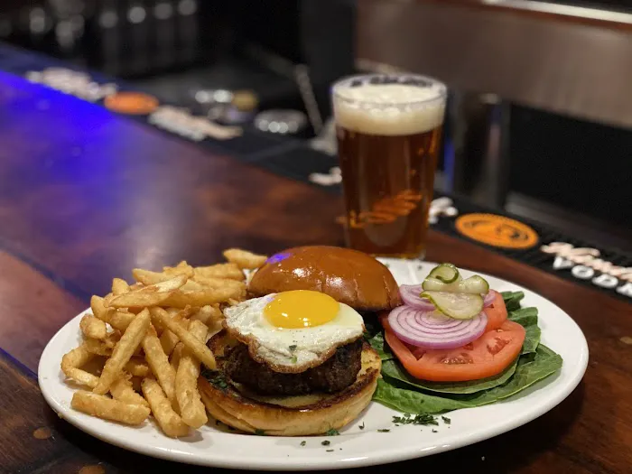 Off The Brook | Bistro & Cocktails Picture 9