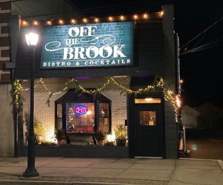 Off The Brook | Bistro & Cocktails