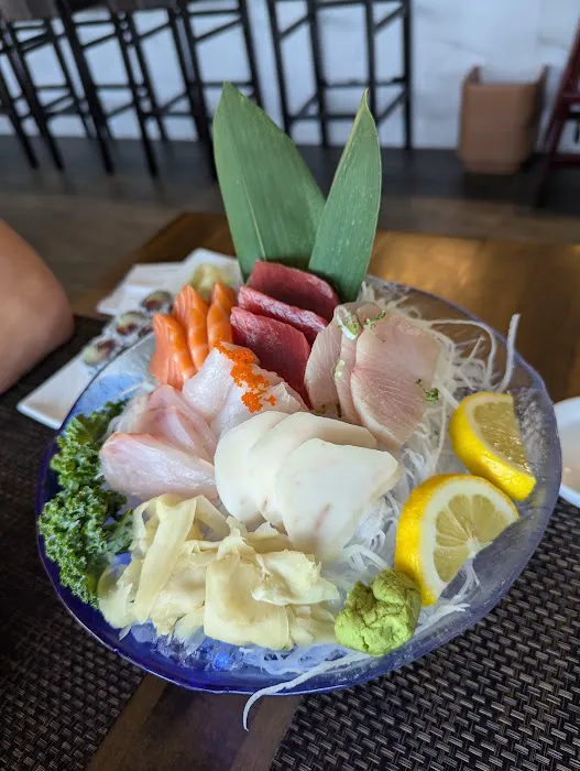 Xaga Sushi & Asian Fusion Picture 9