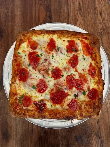 Frankie’s Pizzeria & Restaurant Picture 1