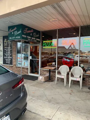 Frankie’s Pizzeria & Restaurant Picture 8