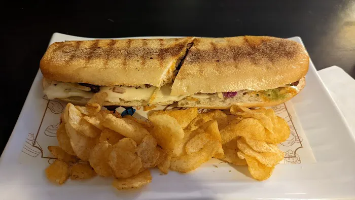 Machichi Bakery & Cafe - Wholesale: Gold Leaf Pastry Shop & Coffee. Picture 3