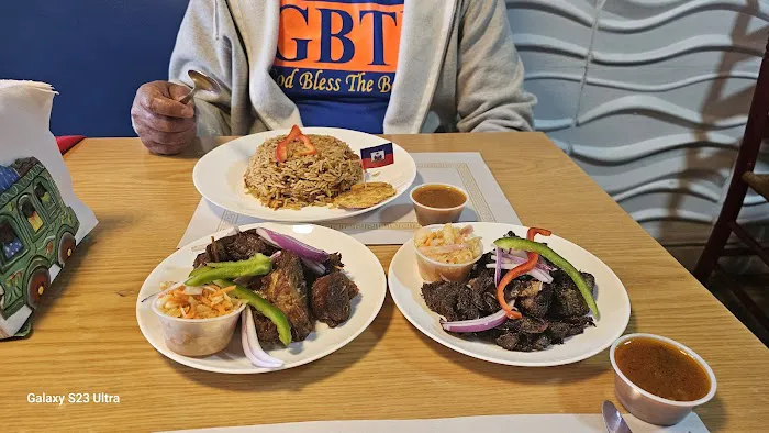 Tap Tap La Restaurant Picture 6