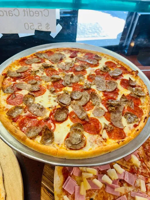 Venice Pizza and Restaurant Picture 6