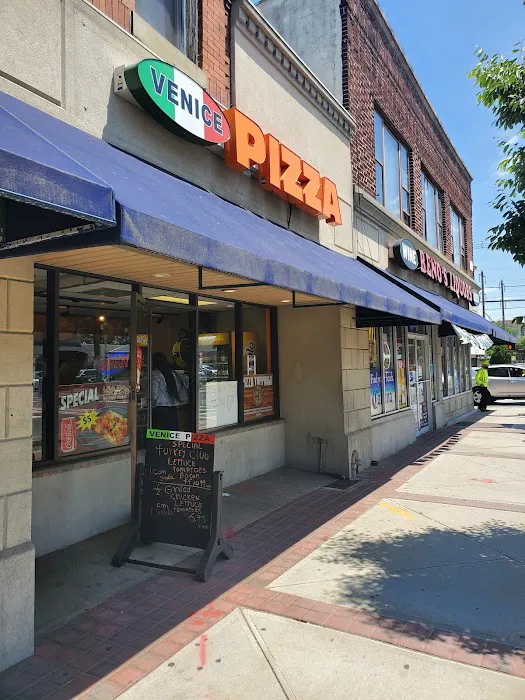 Venice Pizza and Restaurant Picture 2