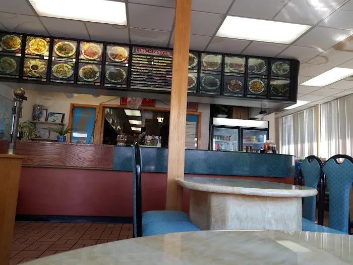 Main Moon Chinese Restaurant Picture 6