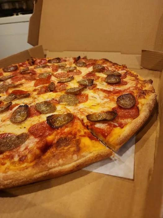 Tucky's Pizza Picture 7