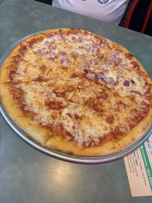 Tucky's Pizza Picture 9