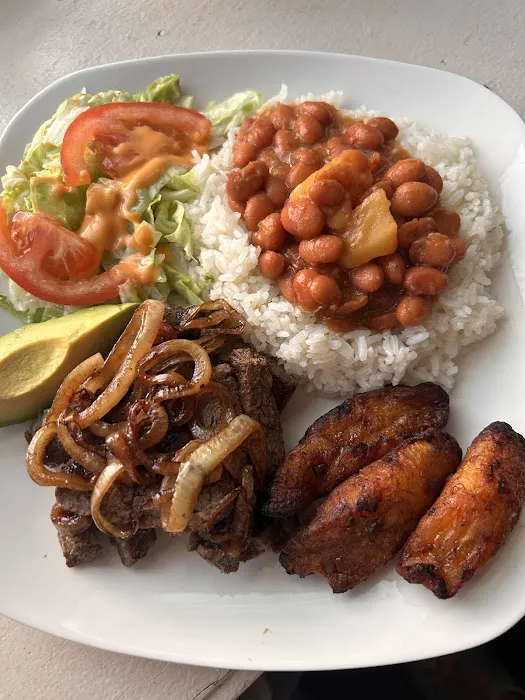 June’s Kitchen Picture 7