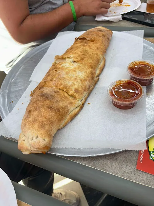 Tony's Pizza Picture 3