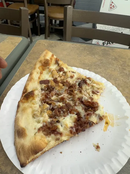 Tony's Pizza Picture 7