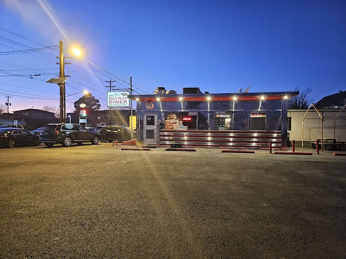 Johnny Prince's Bayway Diner Picture 10