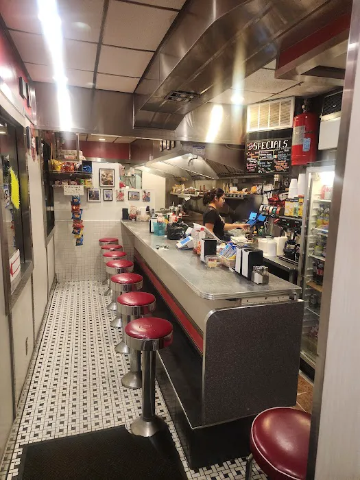 Johnny Prince's Bayway Diner Picture 4