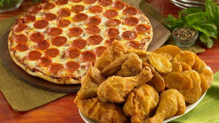 Kennedy Fried Chicken and Pizza Halal Picture 2