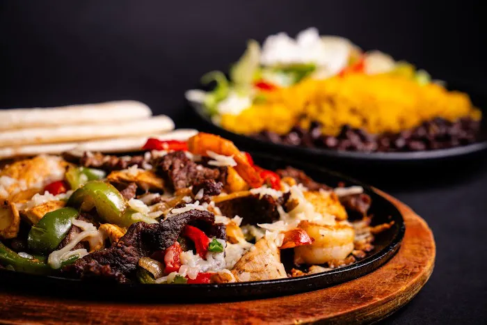 El Tiro De Balilo Steak House Bar and Grill Picture 8