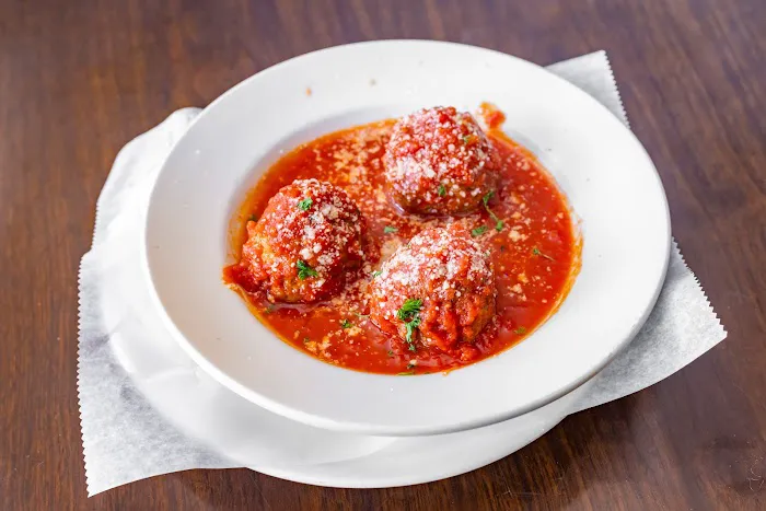 Fords Pizza Restaurant Picture 5