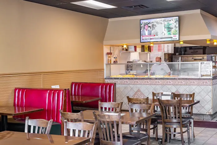 Fords Pizza Restaurant Picture 3