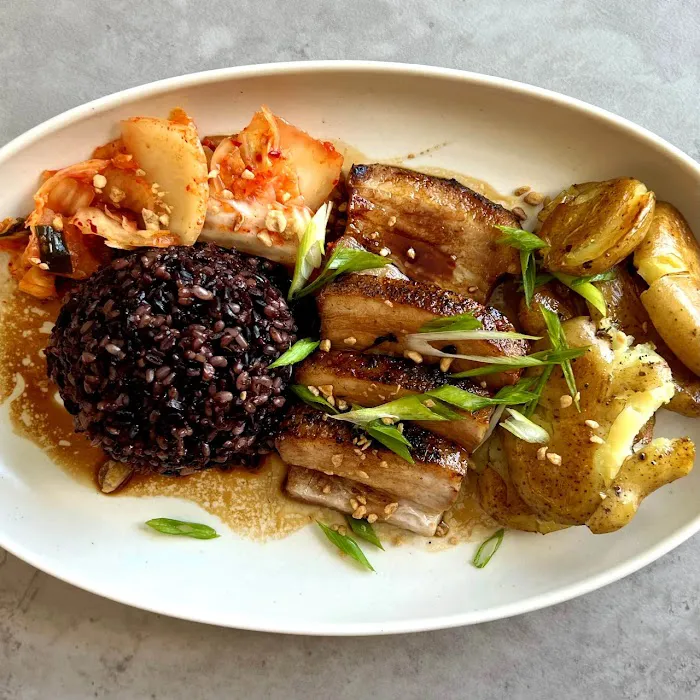 Next Door Provisions Picture 8