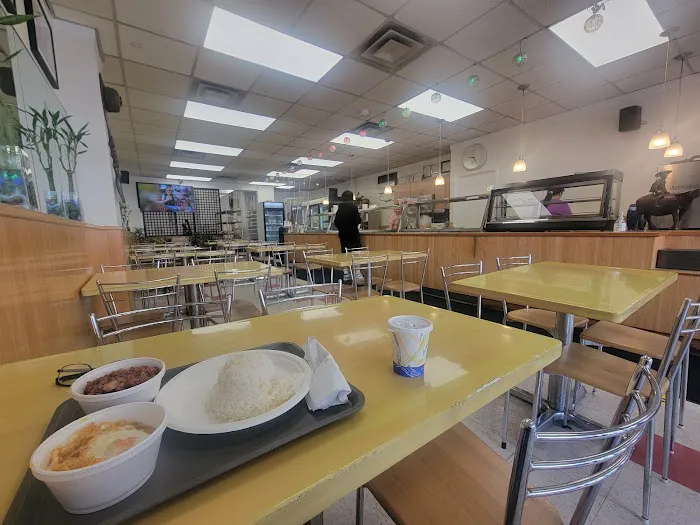 Grand Apollo Fast Food & Grocery Picture 4